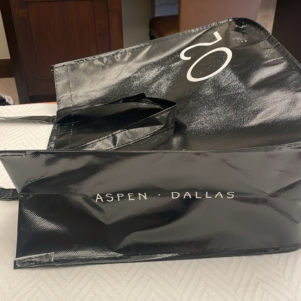NWOT O2 tote bag - Picture 6 of 6